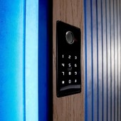 Комплект СКУД №1: Биометрический считыватель Dircode + электромоторный замок Mottura X Nova